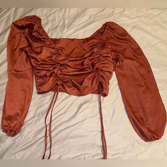 Arula Rust Ruched Cropped Blouse - Picture 1 of 4